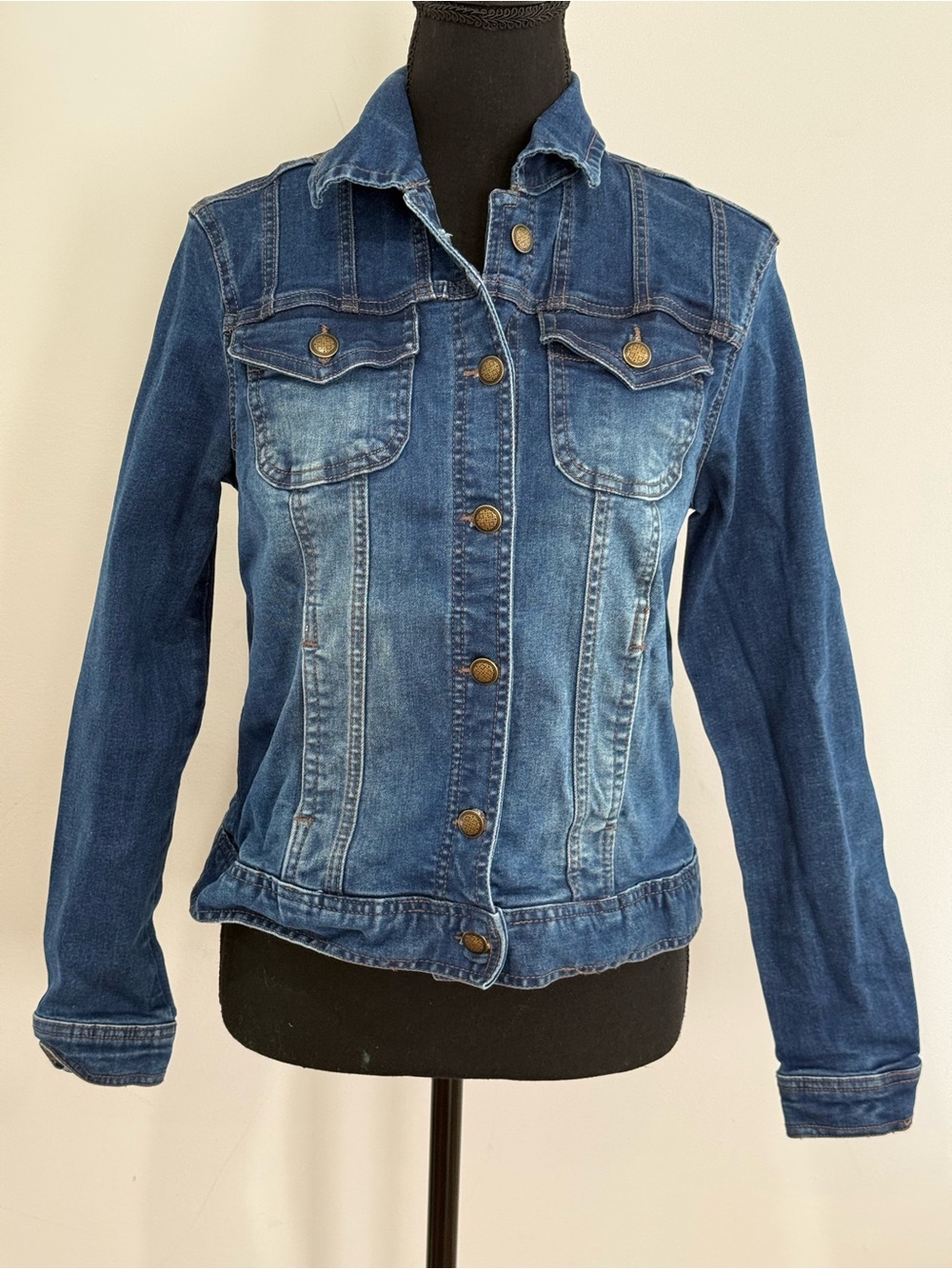 Skyes the Limit M Classic Blue Denim Jacket - Women w Pockets 737